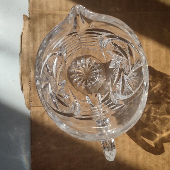 Vintage Interlux crystal, or lead crystal creamer cup - Picture 6 of 7